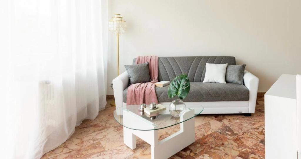 Como Diamond Apartment Lipomo Exterior photo